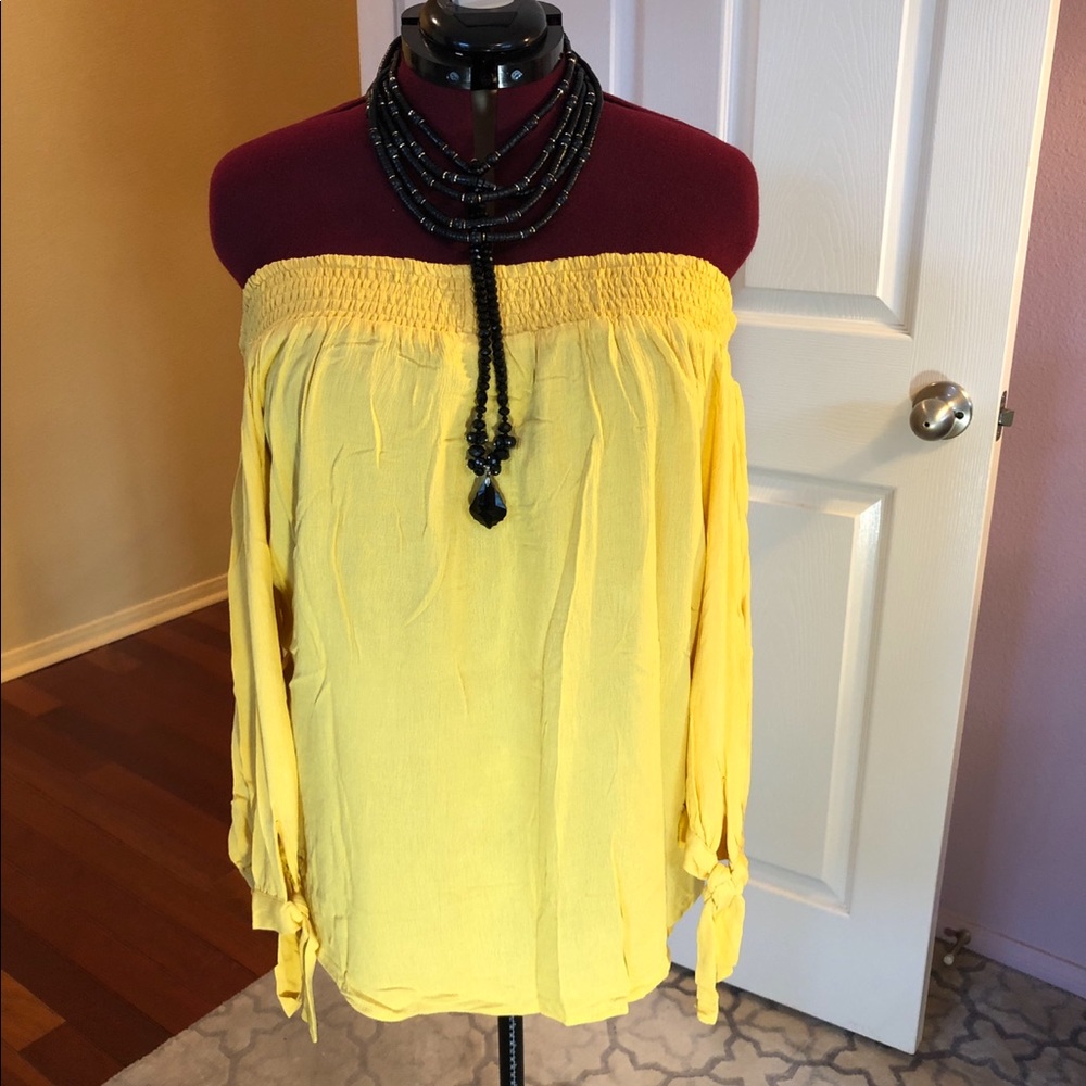 Off Shoulder Top Color Mustards - Picture 3 of 5
